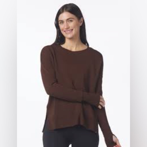 Glyder Tops - Glyder Lounge Long Sleeve NWOT
